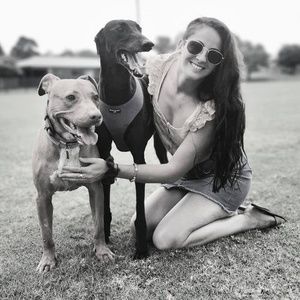 Meet your Posher, Emma